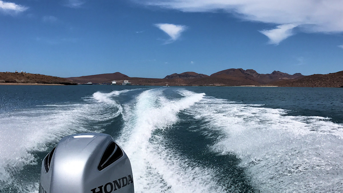 LA Paz - A refreshing boat ride