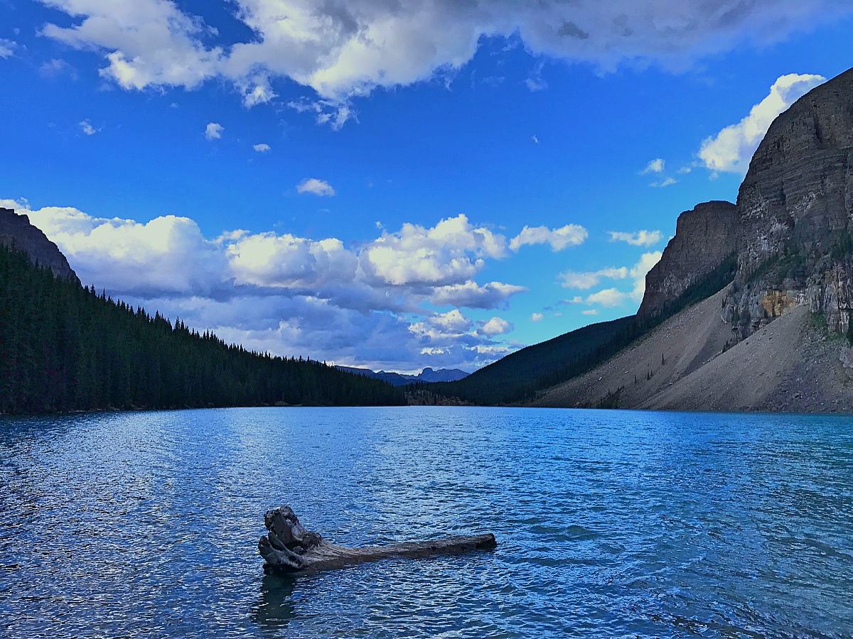 The view from the other side of the lake