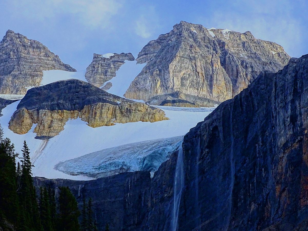 Moraine Lake - Nature at its best