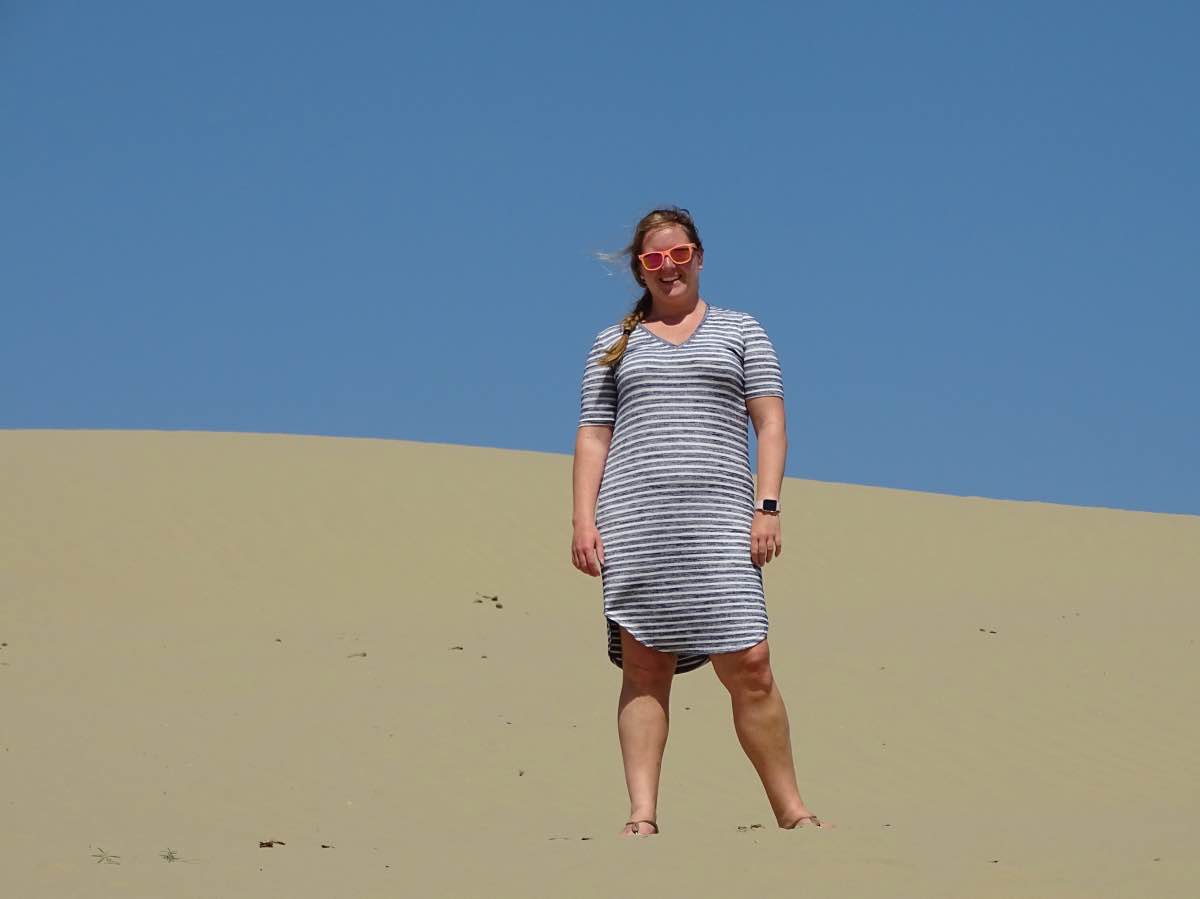 Sandhills, Saskatchewan, Canada - Pose