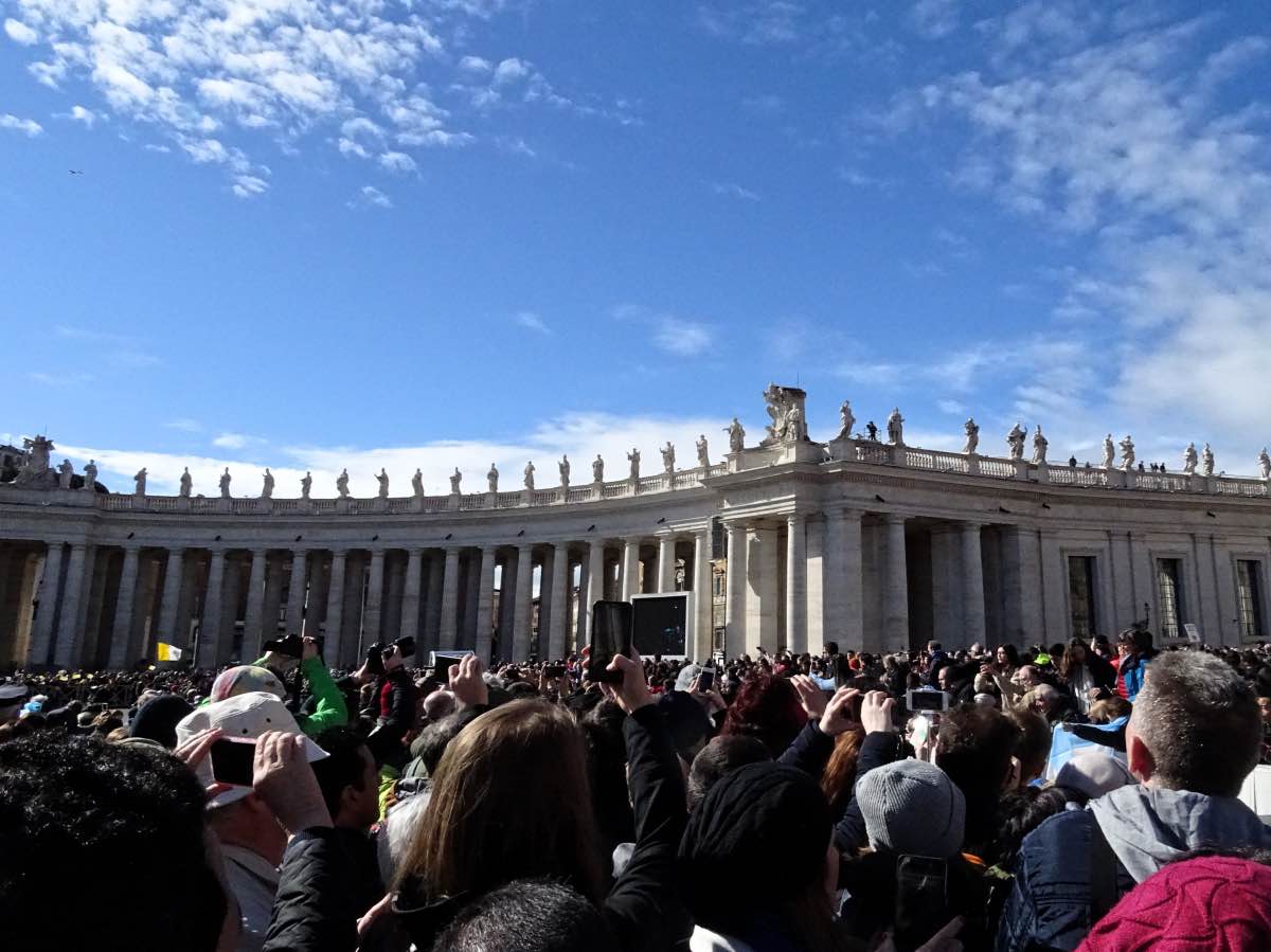 Vatican - Crowd